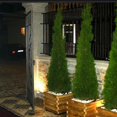Vila Leo Lux