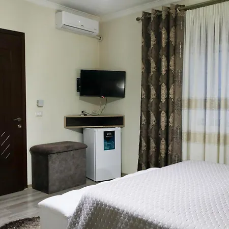 Vila Leo Lux 3*